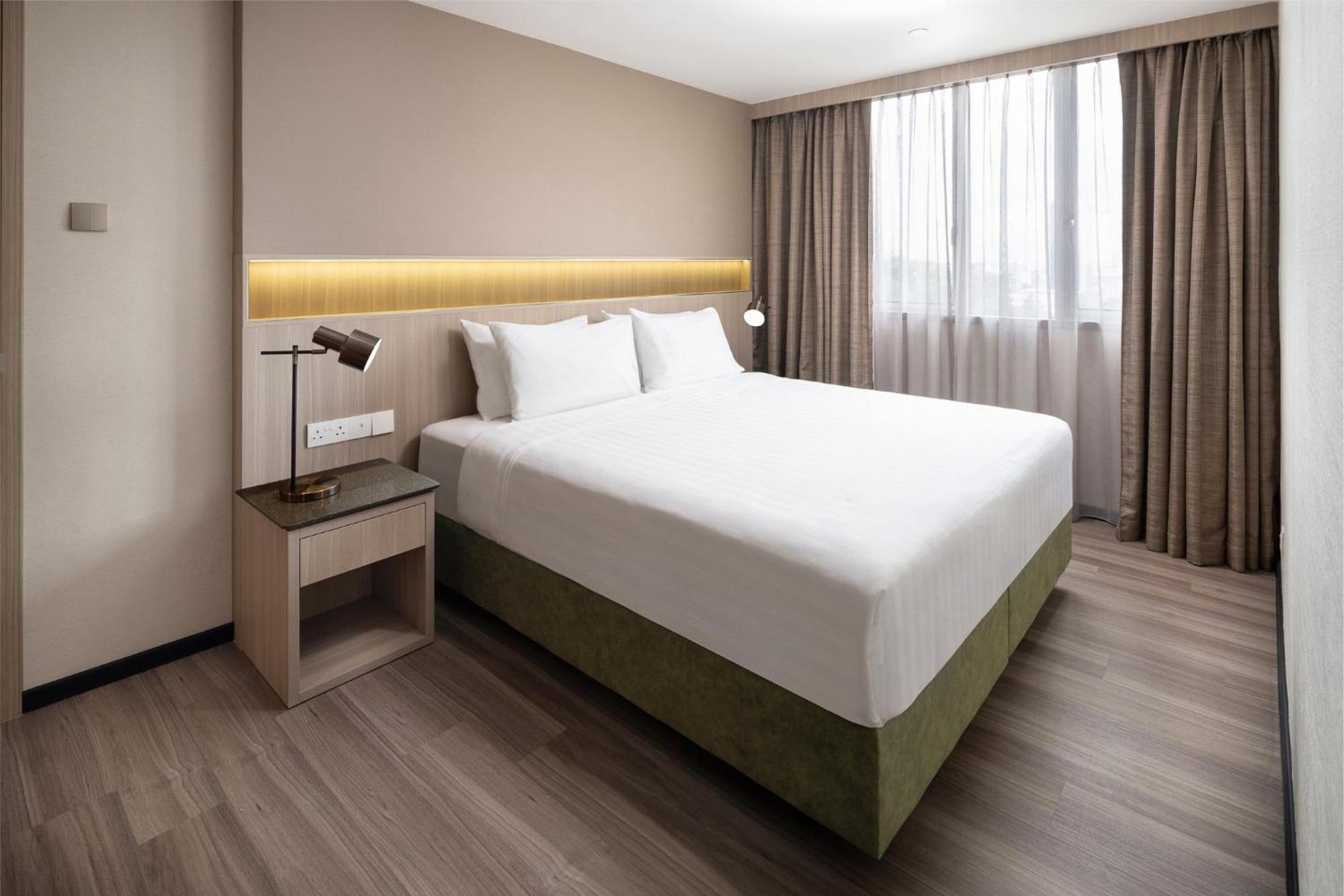 Khách sạn hẻo lánh Park Avenue Clemenceau