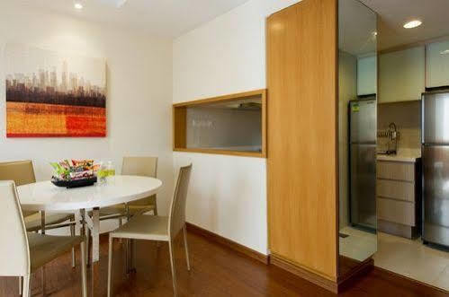 Khách sạn hẻo lánh Park Avenue Clemenceau