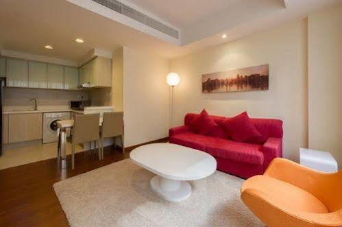 Park Avenue Clemenceau Khách sạn hẻo lánh 4*